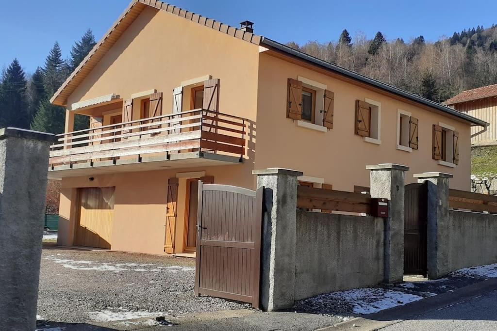Les Randogodilleurs Avec Jacuzzi A 2Kms Des Pistes Et 350M Du Theatre Du Peuple ! Villa Bussang Kültér fotó