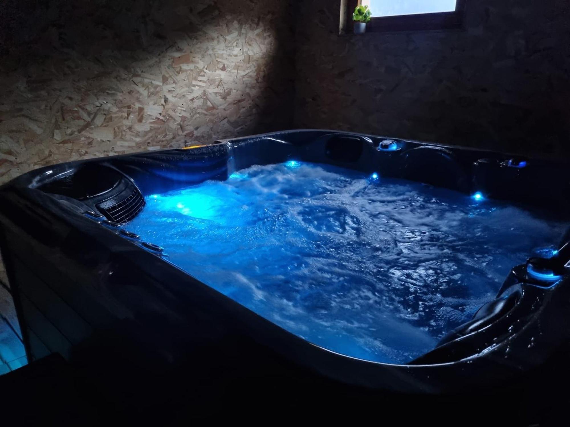 Les Randogodilleurs Avec Jacuzzi A 2Kms Des Pistes Et 350M Du Theatre Du Peuple ! Villa Bussang Kültér fotó