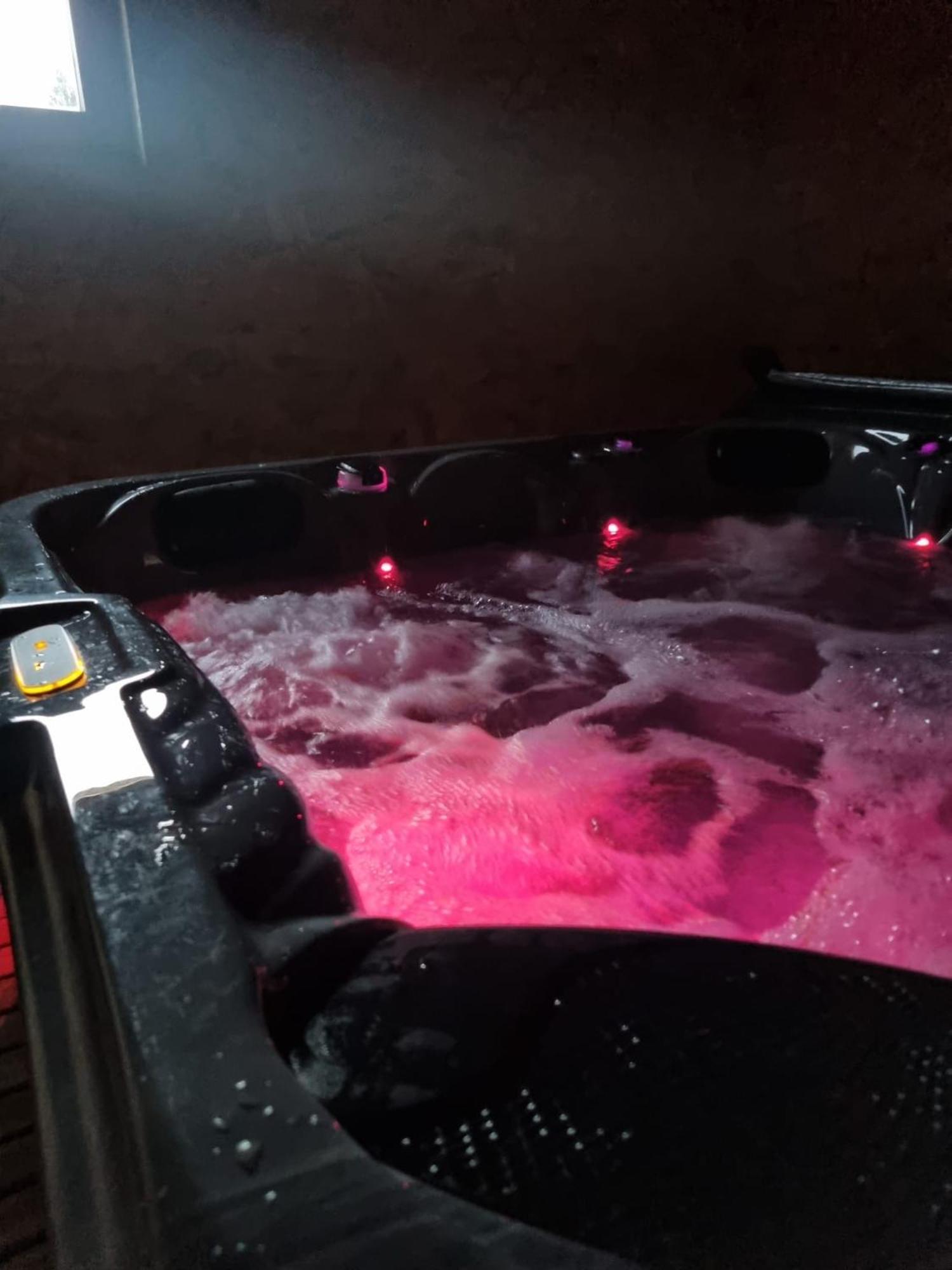 Les Randogodilleurs Avec Jacuzzi A 2Kms Des Pistes Et 350M Du Theatre Du Peuple ! Villa Bussang Kültér fotó