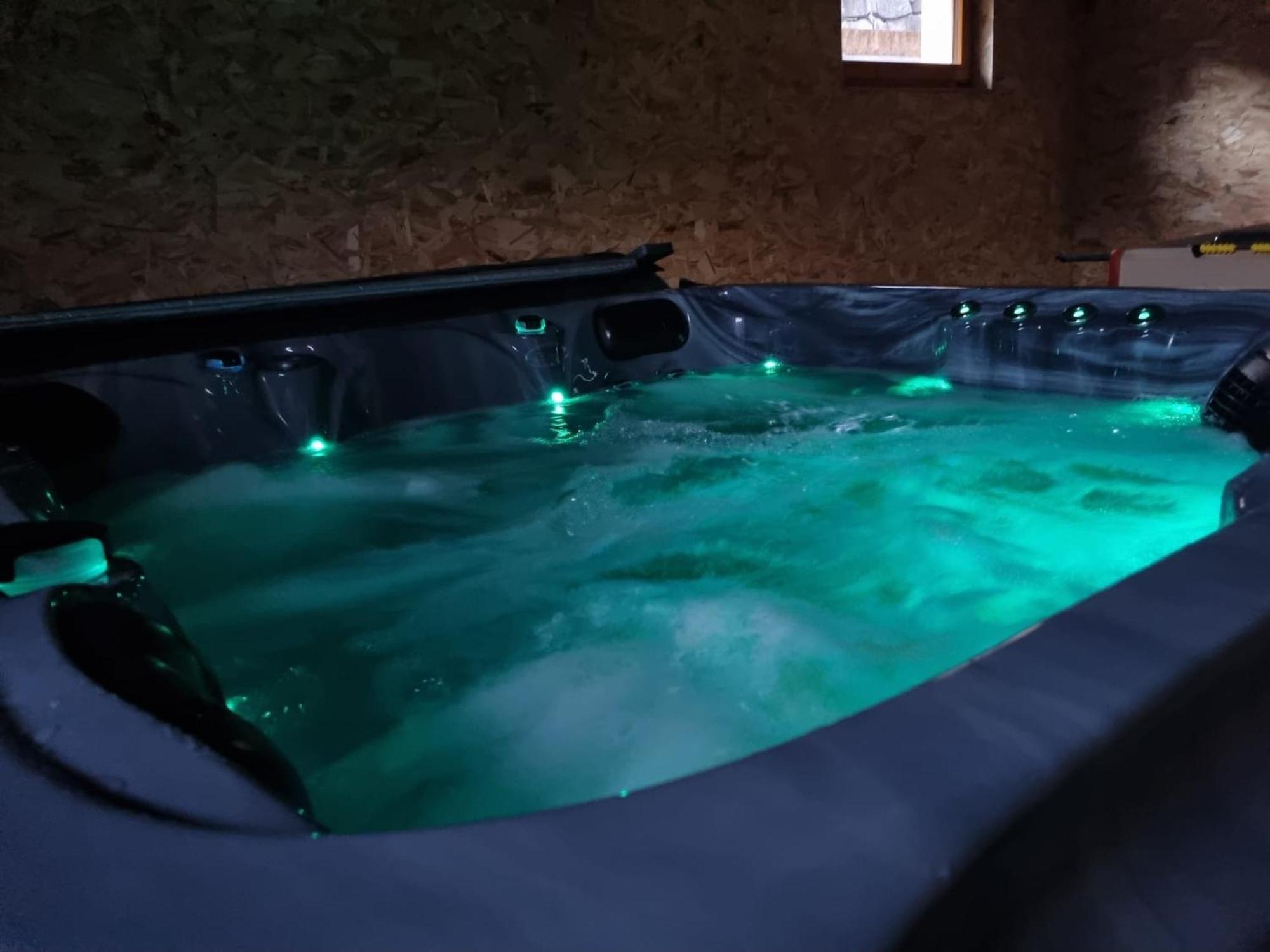 Les Randogodilleurs Avec Jacuzzi A 2Kms Des Pistes Et 350M Du Theatre Du Peuple ! Villa Bussang Kültér fotó
